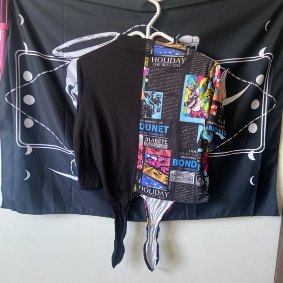 graphic top - Picture 2 of 2